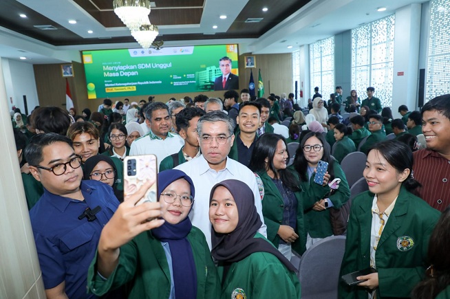 Menaker : AI Mengubah Cara Bekerja, SDM Unggul Kunci Hadapi Perubahan Dunia Kerja